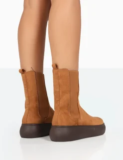 Public Desire Pisa Chunky Rubber Sole Chelsea Boots | Women Chunky Boots